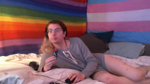 e_kitty_rachel online show from April 3, 11:47 pm