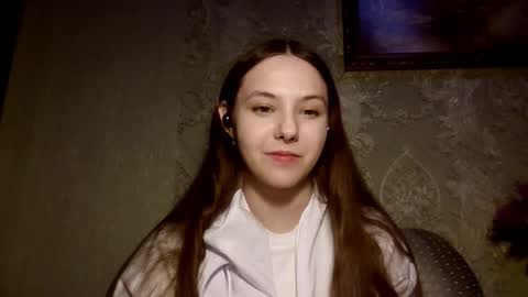 Yuni online show from March 19, 3:16 pm