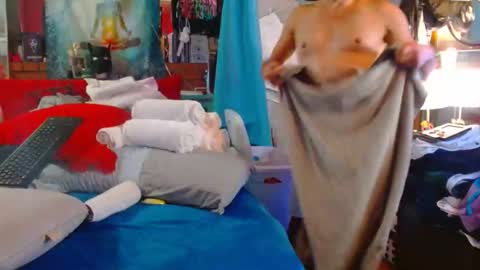 eastbayboy57 online show from January 19, 3:49 pm