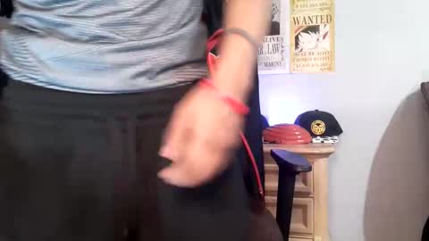 TWITTER   INSTAGRAM    easybreezy20   ONLINE 1230 AM TO 7AM online show from March 1, 6:37 am