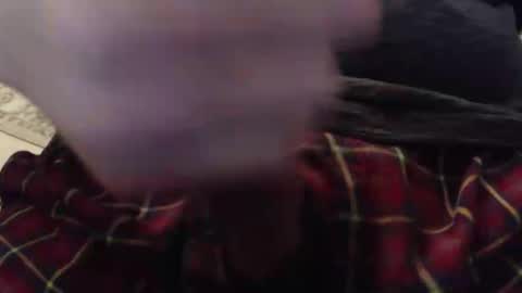 Snapshot of eat_a_peach2 chatting on January 11, 12:43 pm eat_a_peach2 online show from January 11, 12:43 pm