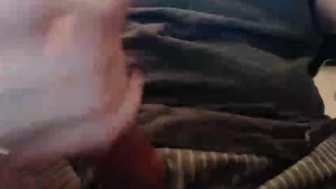 Snapshot of eat_a_peach2 chatting on February 17, 11:44 pm eat_a_peach2 online show from February 17, 11:44 pm