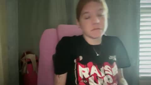 americnbarbie online show from April 18, 10:43 pm