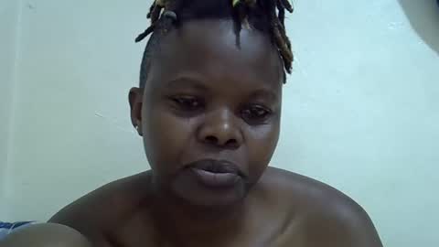 Snapshot of ebony_cuttey30 chatting on May 3, 5:30 pm ebony_cuttey30 online show from May 3, 5:30 pm