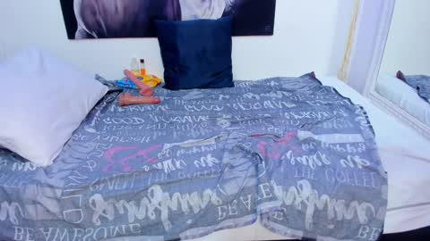 ebony_katterin online show from February 5, 10:12 pm