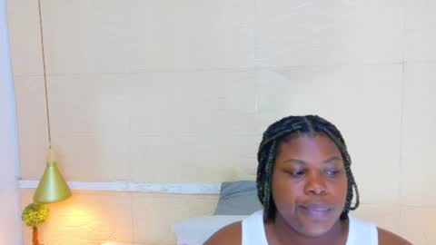Snapshot of ebony_sugar_mommy chatting on June 10, 2:23 am MILENA online show from June 10, 2:23 am