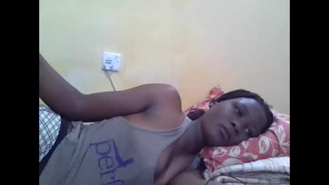 Snapshot of ebony_vanillah chatting on March 12, 7:25 am ebony_vanillah online show from March 12, 7:25 am