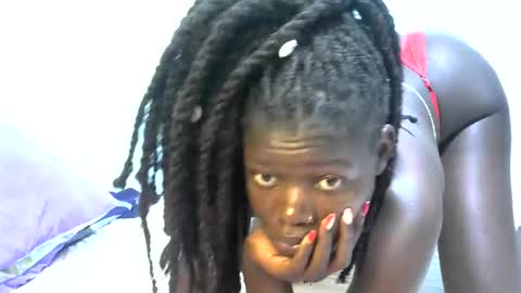 ebonybloom01 online show from March 26, 5:24 am