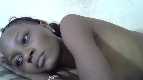 Snapshot of ebonycutegal4 chatting on December 15, 9:57 am MELLEN online show from December 15, 9:57 am