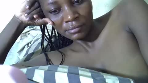 Snapshot of ebonycutegal4 chatting on February 8, 7:17 pm MELLEN online show from February 8, 7:17 pm