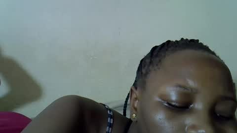 Snapshot of ebonycutegal4 chatting on February 16, 7:59 am MELLEN online show from February 16, 7:59 am