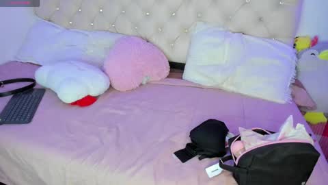 Snapshot of ebonygoddes03 chatting on April 24, 10:56 pm Queen Ebony online show from April 24, 10:56 pm