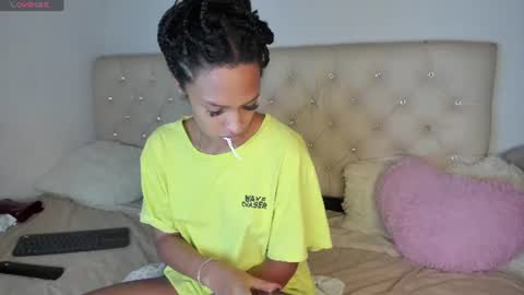 Snapshot of ebonygoddes03 chatting on July 15, 10:26 pm Queen Ebony online show from July 15, 10:26 pm