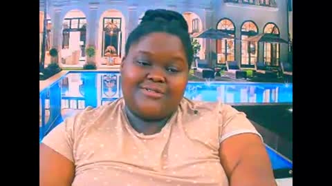 Snapshot of ebonyhotbuns4u2luv chatting on December 18, 6:58 pm ebonyhotbuns4u2luv online show from December 18, 6:58 pm