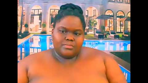 Snapshot of ebonyhotbuns4u2luv chatting on December 22, 9:06 am ebonyhotbuns4u2luv online show from December 22, 9:06 am