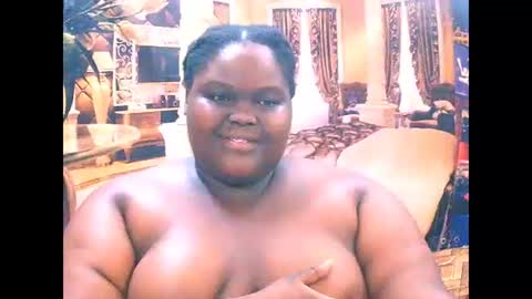 Snapshot of ebonyhotbuns4u2luv chatting on January 15, 11:15 am ebonyhotbuns4u2luv online show from January 15, 11:15 am