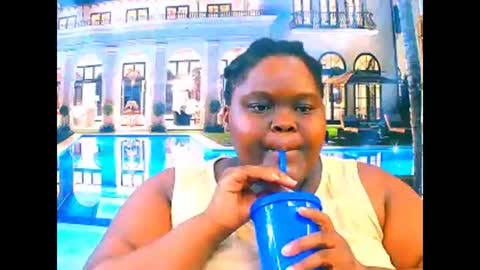 Snapshot of ebonyhotbuns4u2luv chatting on February 23, 6:22 am ebonyhotbuns4u2luv online show from February 23, 6:22 am