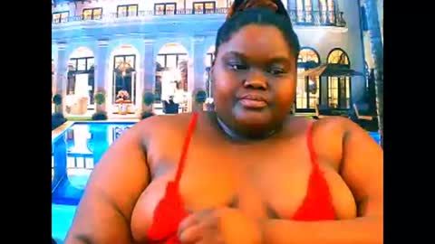 ebonyhotbuns4u2luv online show from April 16, 8:26 am