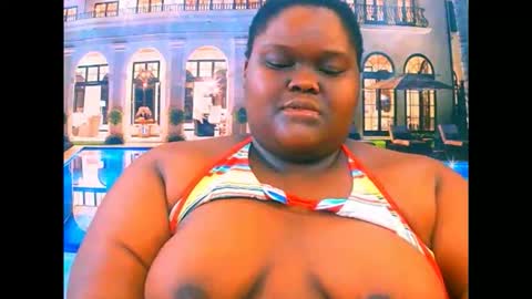 ebonyhotbuns4u2luv online show from June 11, 5:38 am