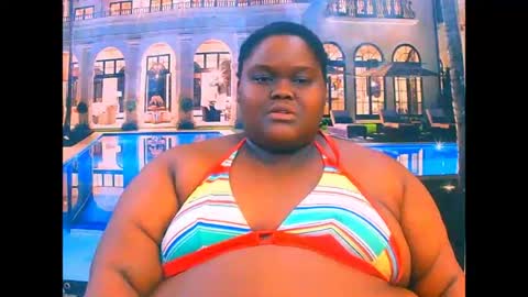 ebonyhotbuns4u2luv online show from June 13, 7:01 pm