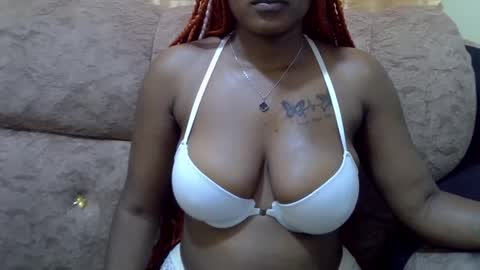 Snapshot of ebonysk chatting on June 27, 12:22 pm pretty online show from June 27, 12:22 pm