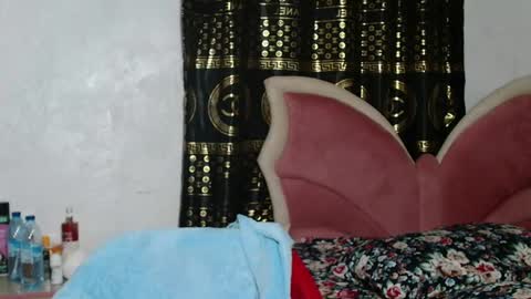 Snapshot of ebonyxxbabe chatting on June 17, 4:48 am ebonyxxbabe online show from June 17, 4:48 am