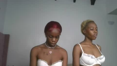 Snapshot of ecstasy_boo1 chatting on July 17, 4:12 pm Boo online show from July 17, 4:12 pm