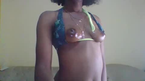 edakiss online show from January 12, 8:25 pm