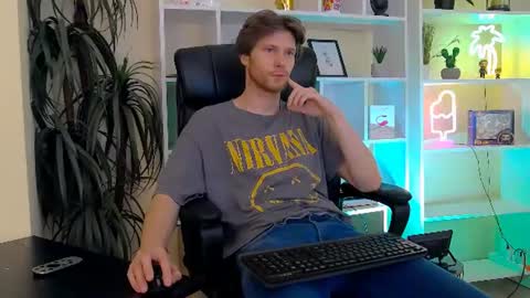 Snapshot of eddie_baker chatting on July 19, 11:52 pm eddie_baker online show from July 19, 11:52 pm