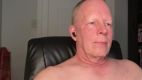 Eddy online show from December 16, 2:38 am