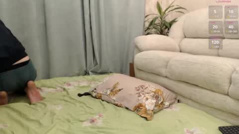 Snapshot of edifox chatting on March 1, 8:55 pm Alexander online show from March 1, 8:55 pm