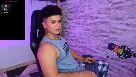 EDWARD CLARCK online show from June 15, 4:58 am