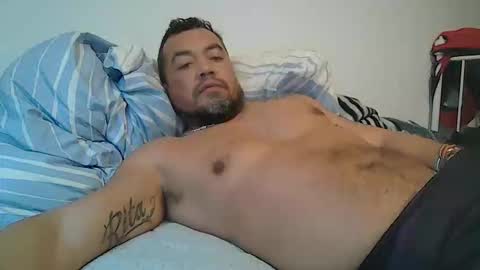 EdM online show from February 22, 8:24 am