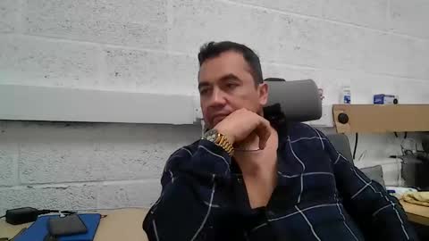 EdM online show from February 25, 11:31 am