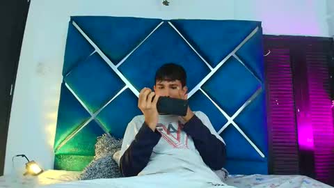 Edwin online show from April 17, 1:14 pm