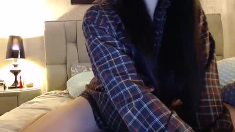 Effy online show from January 8, 3:58 pm