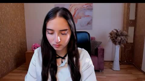 Snapshot of effy_royse chatting on February 28, 6:36 am Effy Royse online show from February 28, 6:36 am