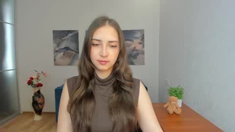 Effy Royse online show from April 19, 5:40 am