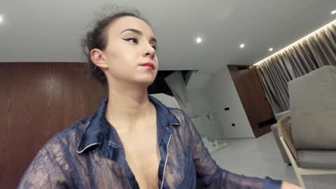 Erik and Alice online show from February 25, 4:33 am