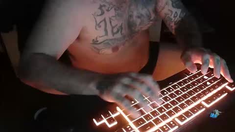 eightsixty4 online show from April 24, 8:17 am