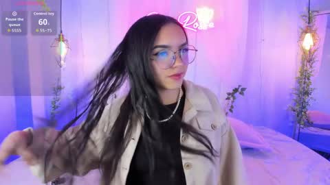 eimy_rosse18 online show from April 2, 1:09 pm