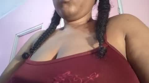 Eirondra Valeen online show from July 18, 1:32 am