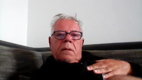 eisbaer1957 online show from July 4, 7:03 am