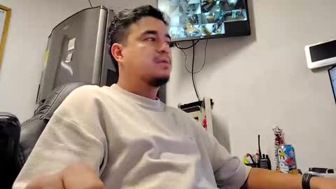   online show from December 18, 7:58 am