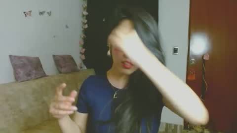 Snapshot of ela_3611 chatting on March 1, 2:02 am ela_3611 online show from March 1, 2:02 am