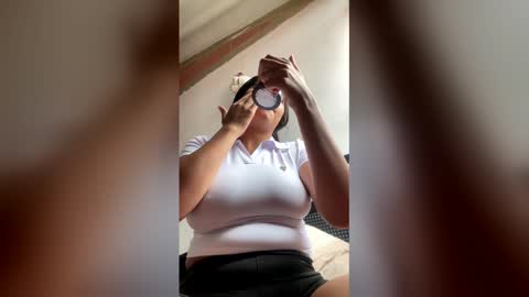 Elahia online show from January 11, 6:57 pm