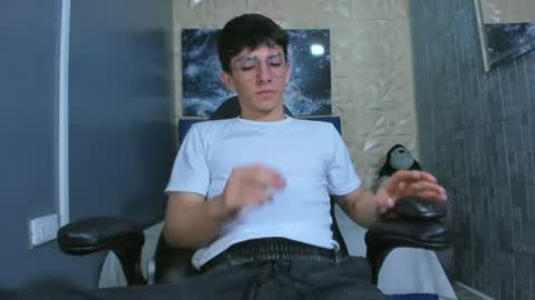 Elan Giralon online show from June 16, 11:18 pm