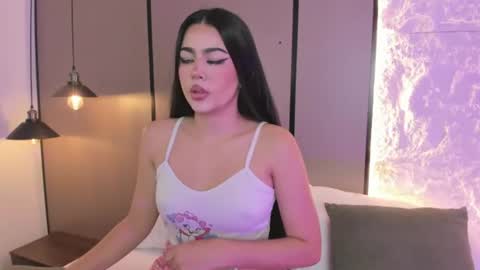 elara_bloom_ online show from June 30, 2:23 am