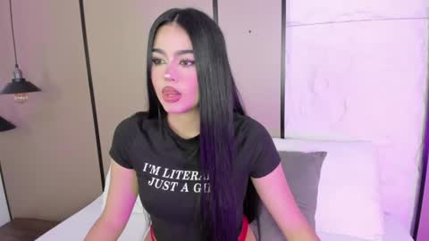 elara_bloom_ online show from July 22, 2:14 am
