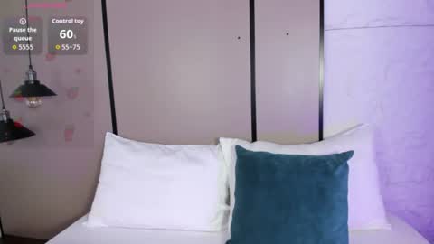 elara_bloom_ online show from July 30, 2:43 am